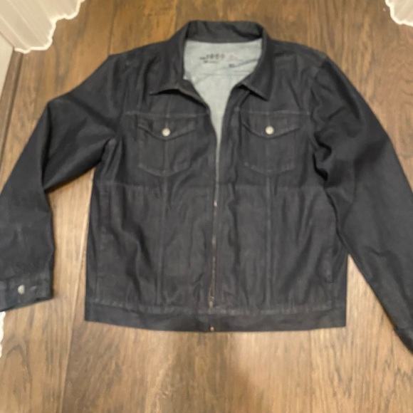 Gap Jean jacket - Picture 1 of 3